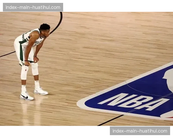 独家：康纳·麦克戴维因伤缺席油人队季后赛首战训练，出战成疑